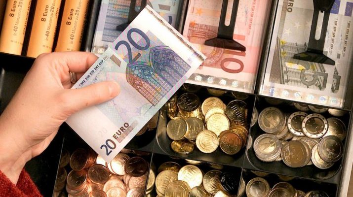 Euro sufre nuevo revés