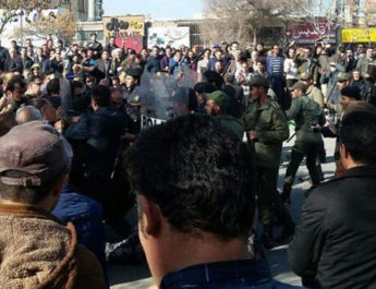 Crece la cifra de muertos por protestas en Irán