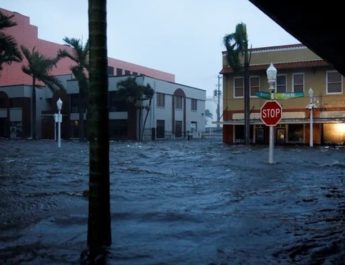 Ian se debilitó y paso a tormenta tropical